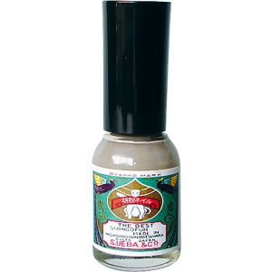 木の幹のようなくすんだグレー。濃厚に発色するのが魅力。<br /><br />
胡粉ネイル 焦香 ¥1,204(季節限定)/上羽絵惣