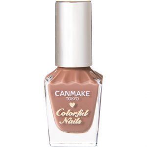 チョコレートシロップのようなガーリーなブ
ラウン。<br>キャンメイク カラフルネイルズ N15¥360/井田ラボラトリーズ