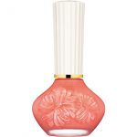 トリートメント効果で爪を健やかに保ちながら色を楽しめる。珊瑚のようなキ ュートカラー。ポール&ジョーネイルポリッシュ10¥1,600/ポール&ジョー ボーテ