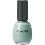 つるんとツヤめくミントグリーン<br />一度塗りで凸凹もムラもなし。プレイフル アップデートネイル ミントグリーン¥1,320/Dear Laura