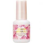 ジャスミンの可憐な香りを指先に<br />爪を補強しながら、ジュエルのようなラメと香りもオン。オハナ・マハロ フレグランスジュエルハードナー ピカケ アウリィ¥ 1,210/Dear Laura